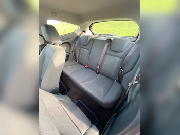 Used Ford Fiesta 2010 for sale - 76985221: Photo