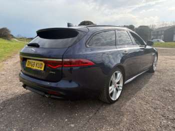 Used Jaguar XF 2018 for sale - 74817411: Photo