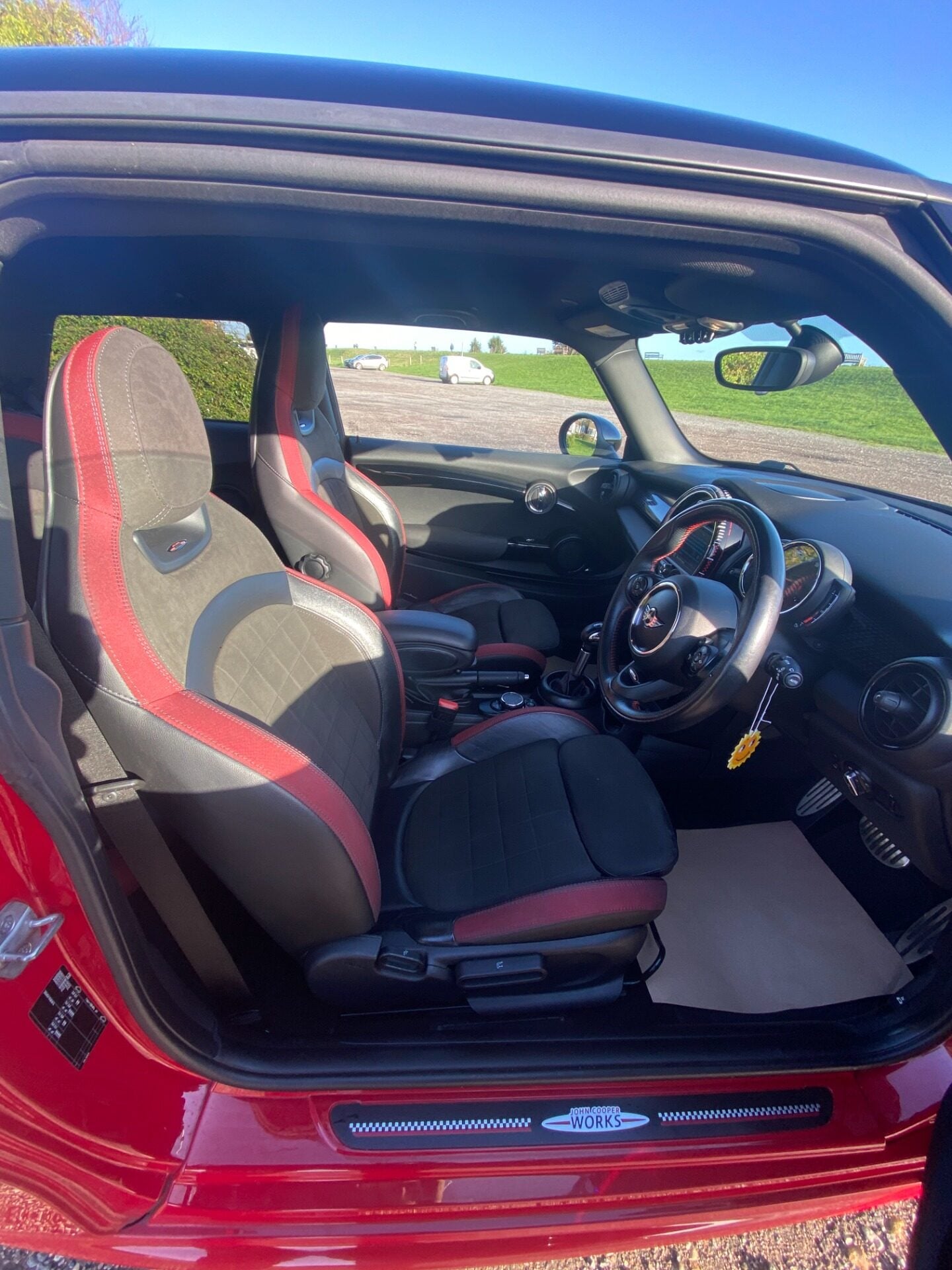 Used MINI Hatch 2017 for sale - 76694440: Photo 5