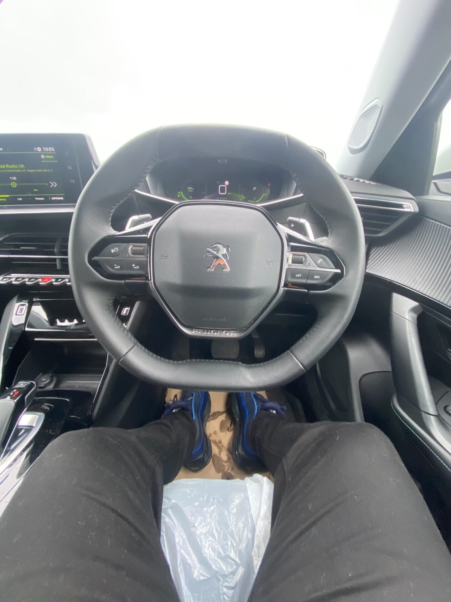 Used Peugeot 2008 2022 for sale - 76863110: Photo 12