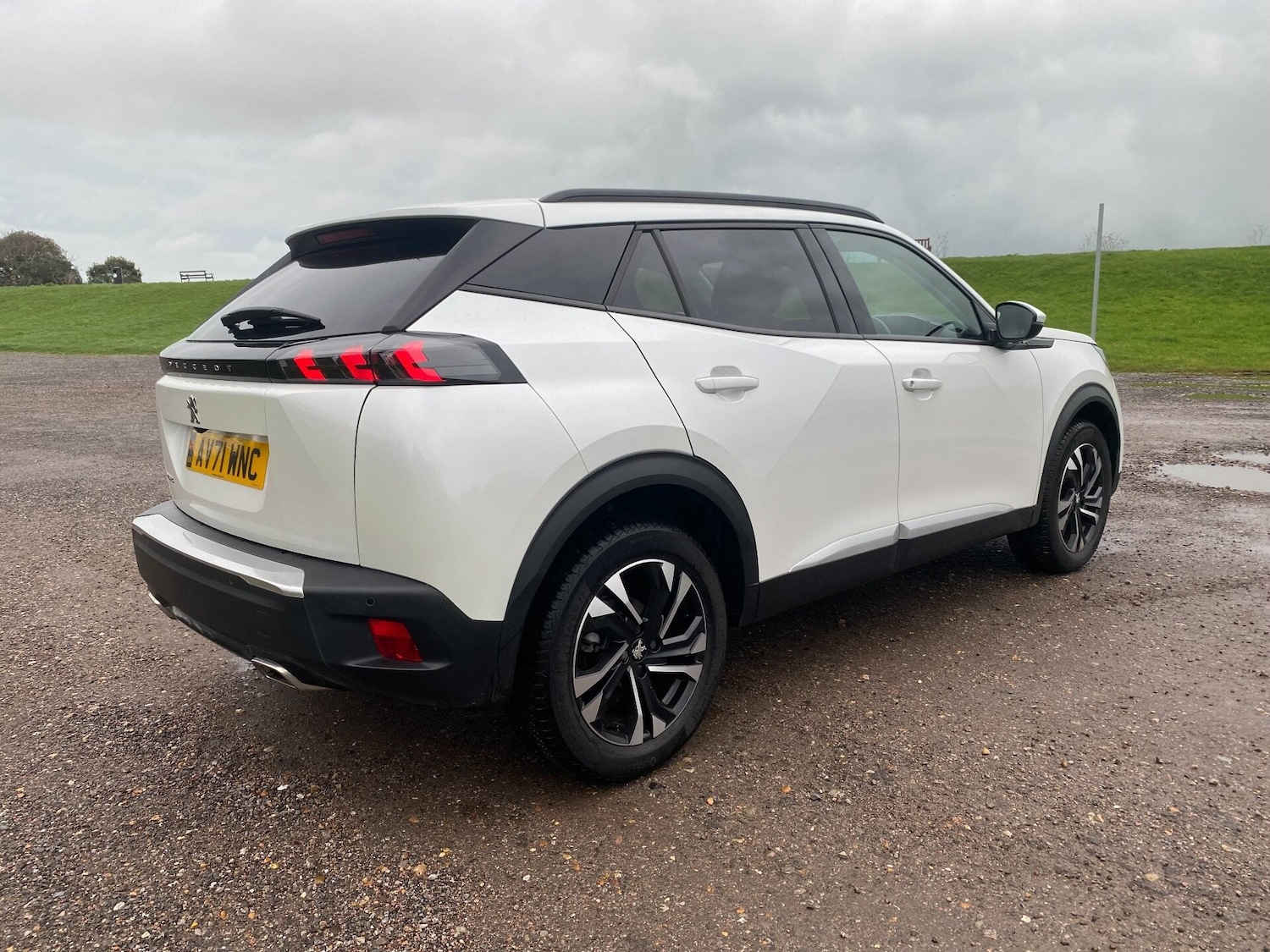 Used Peugeot 2008 2022 for sale - 76863110: Photo 3