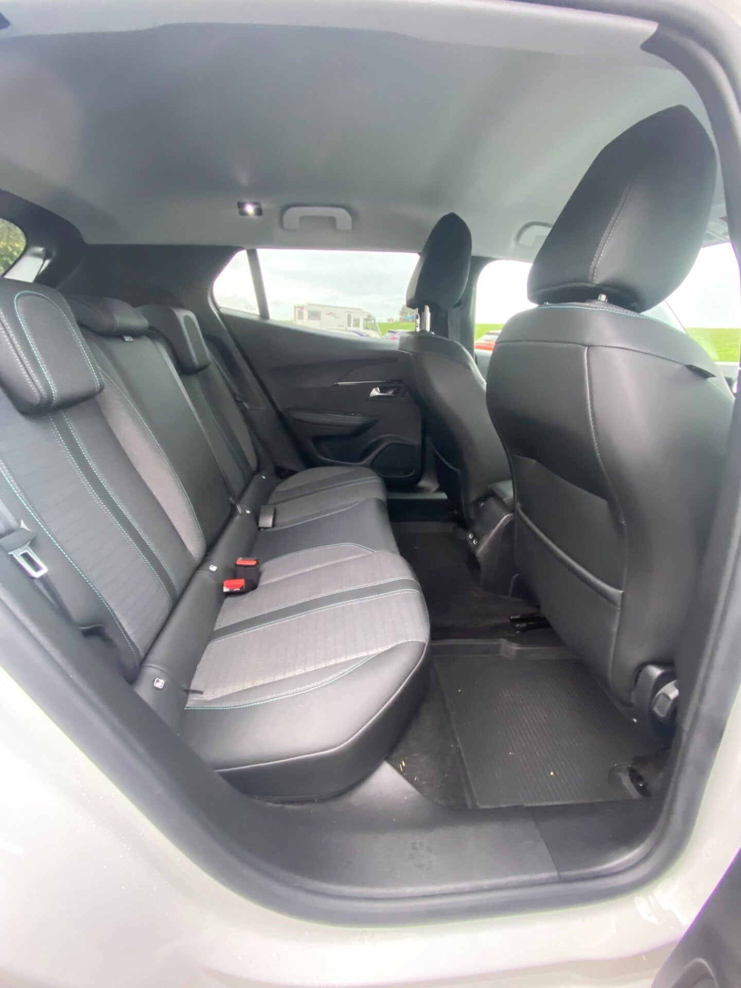 Used Peugeot 2008 2022 for sale - 76863110: Photo 8