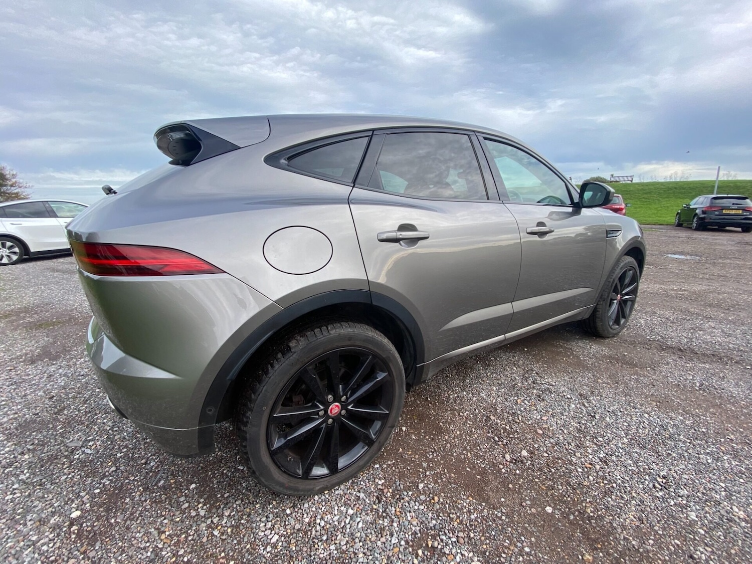 Used Jaguar E-Pace 2018 for sale - 76478086: Photo 2
