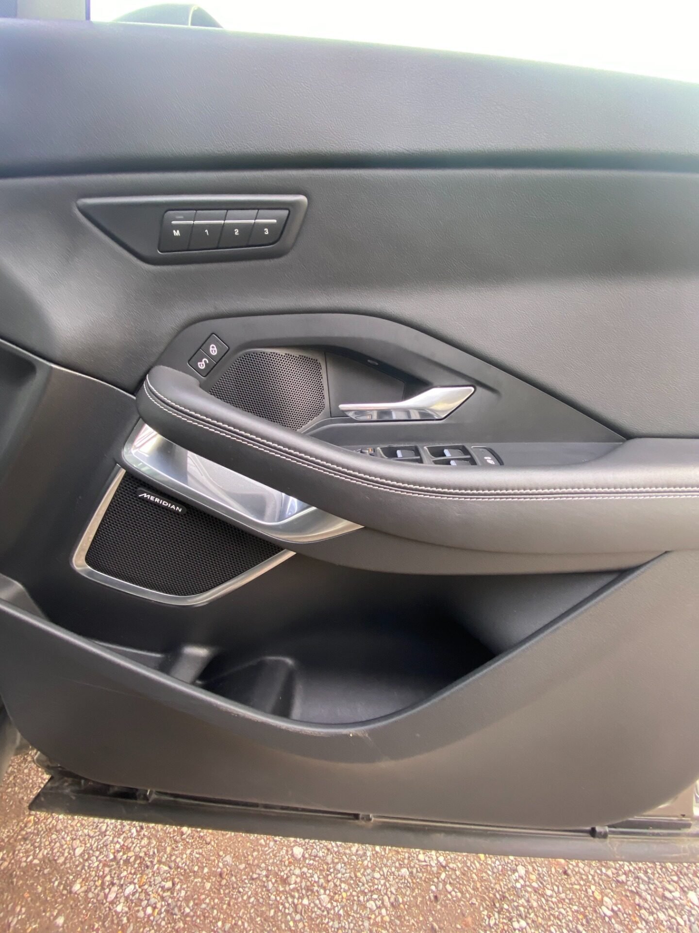 Used Jaguar E-Pace 2018 for sale - 76478086: Photo 8