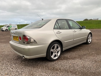 Used Lexus IS 2003 for sale - 76961652: Photo