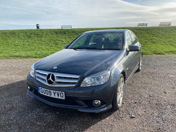 Used Mercedes-Benz C Class 2009 for sale - 77571188: Photo