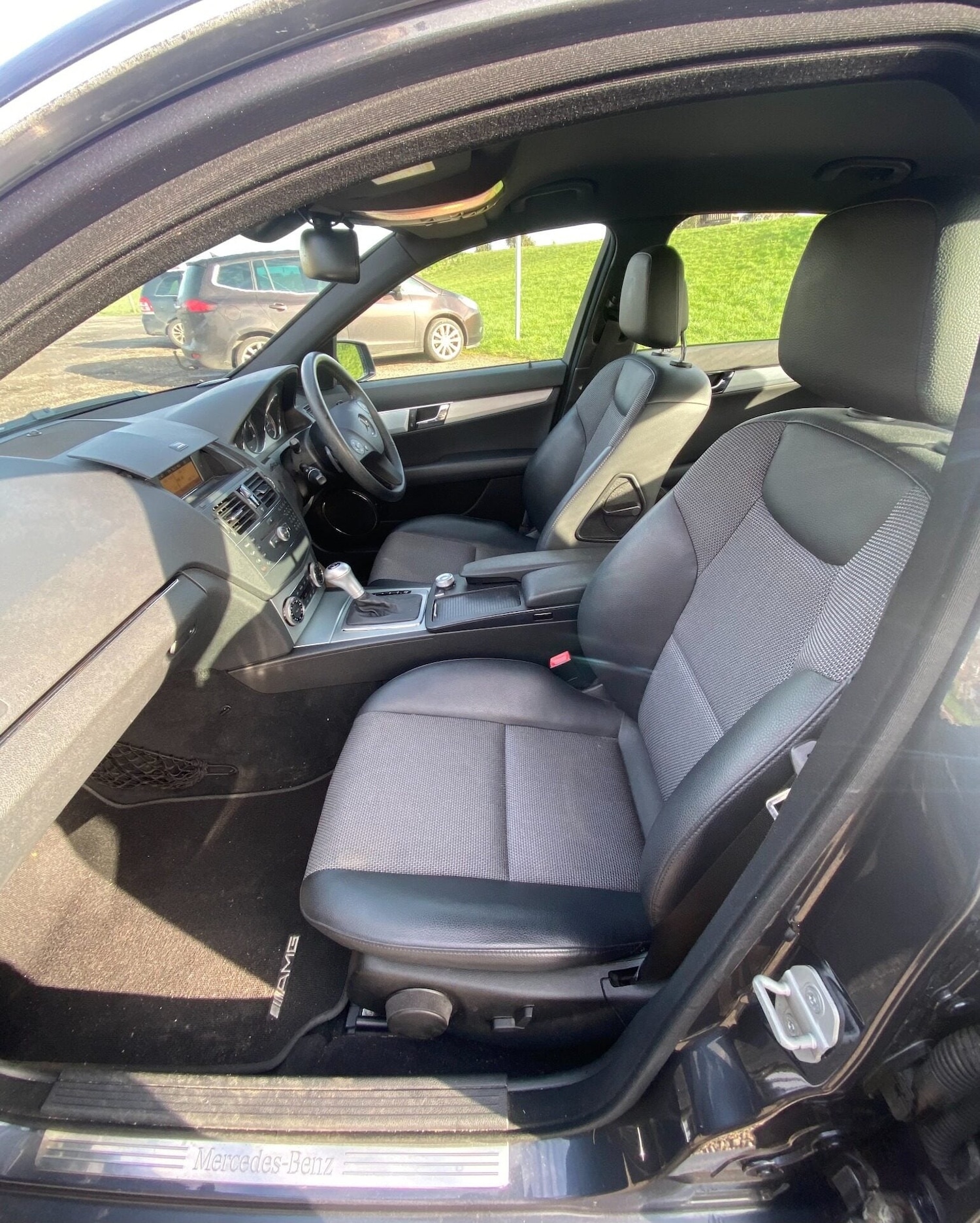 Used Mercedes-Benz C Class 2009 for sale - 77571188: Photo 4