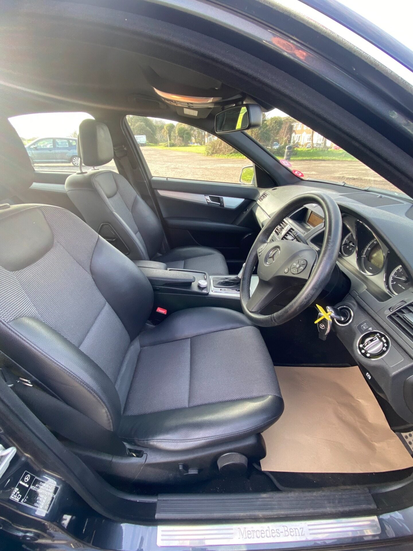 Used Mercedes-Benz C Class 2009 for sale - 77571188: Photo 8