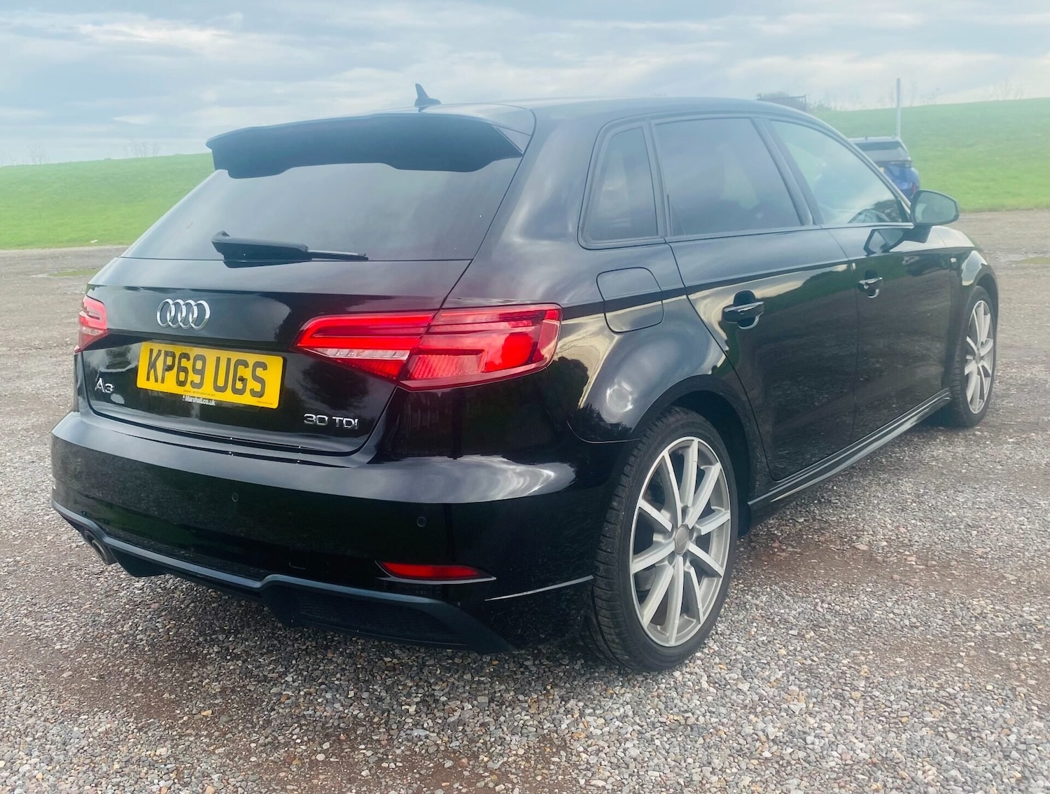 Used Audi A3 2019 for sale - 76450452: Photo 2