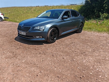 Used Skoda Superb 2016 for sale - 75423250: Photo