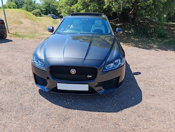 Used Jaguar XF 2016 for sale - 75425450: Photo
