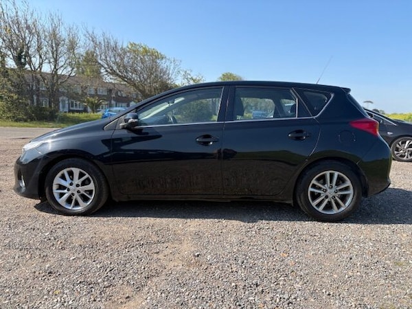Used Toyota Auris 2013 for sale - 74824590: Photo 5