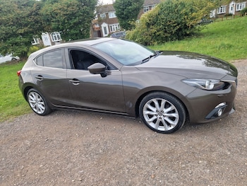 Used Mazda Mazda3 2016 for sale - 75555909: Photo