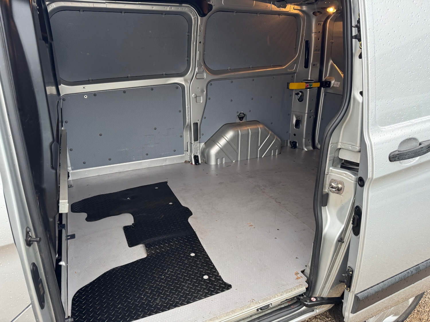 Used Ford Transit Custom 2020 for sale - 76384644: Photo 11