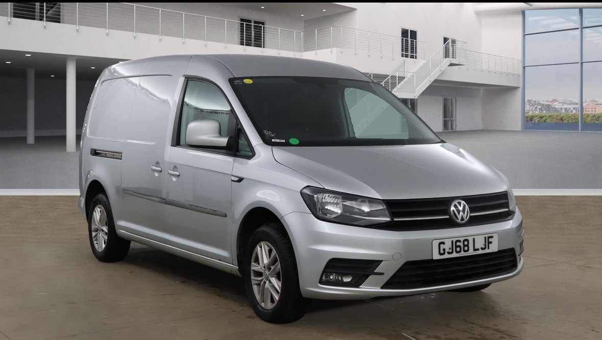 Used Volkswagen Caddy Maxi 2018 for sale - 76384188: Photo 1