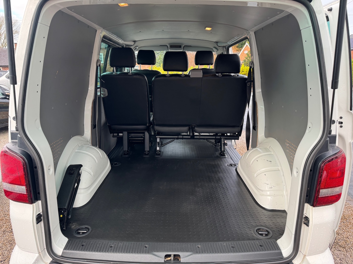 Used Volkswagen Transporter 2015 for sale - 76858721: Photo 14