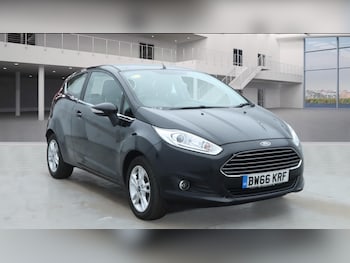 2017 (66) - 1.25 82 Zetec 3dr