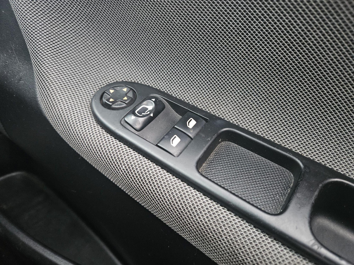 Used Peugeot 207 2008 for sale - 77377102: Photo 18