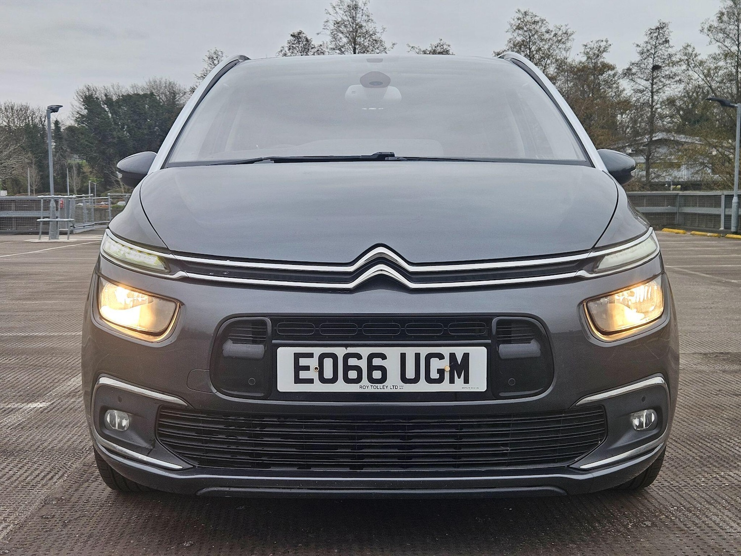 Used Citroen Grand C4 Picasso for sale - 77646822: Photo 2