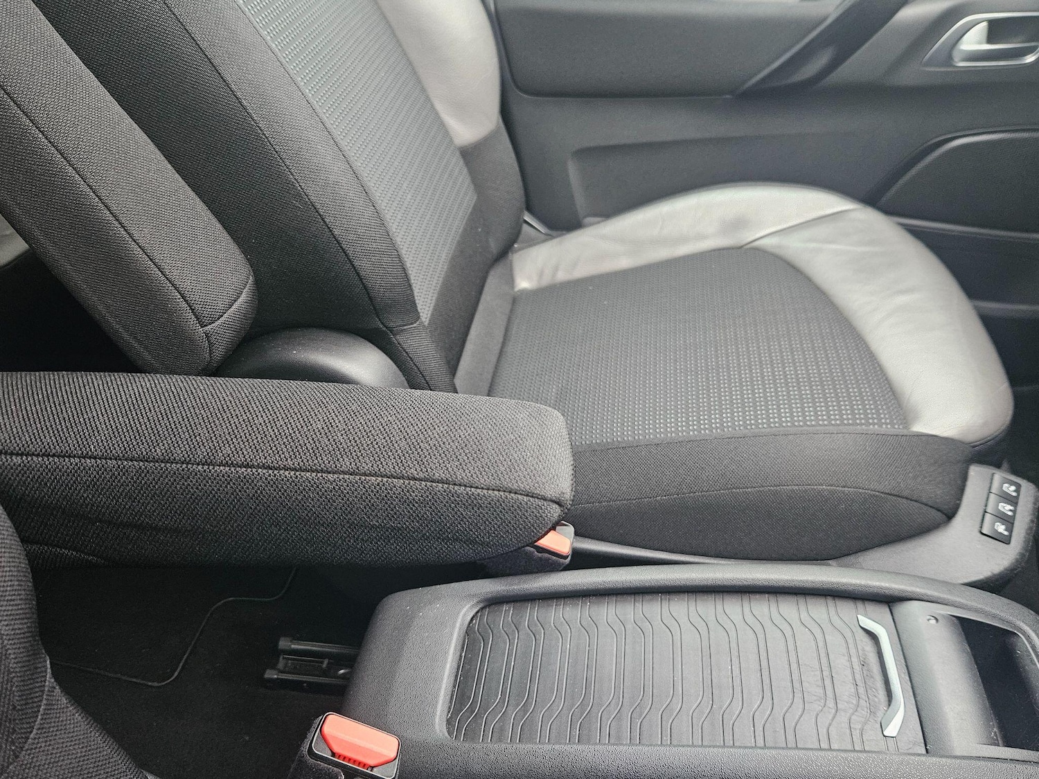 Used Citroen Grand C4 Picasso for sale - 77646822: Photo 40