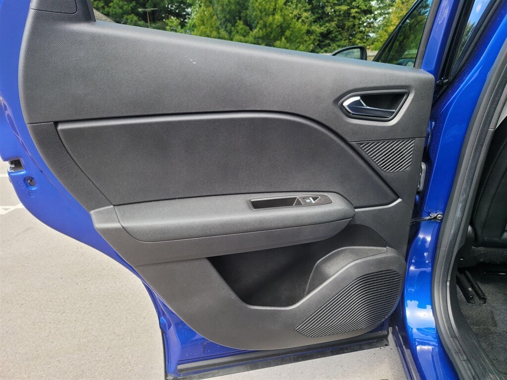 Used Renault Captur 2024 for sale - 77364392: Photo 25