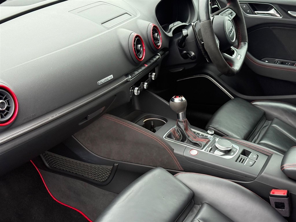 Used Audi RS3 2017 for sale - 77364390: Photo 14