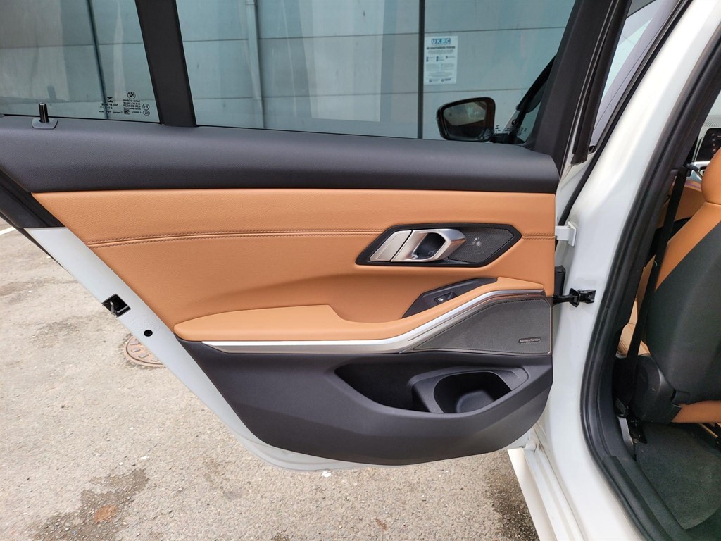 Used BMW 3 Series 2021 for sale - 77364393: Photo 29