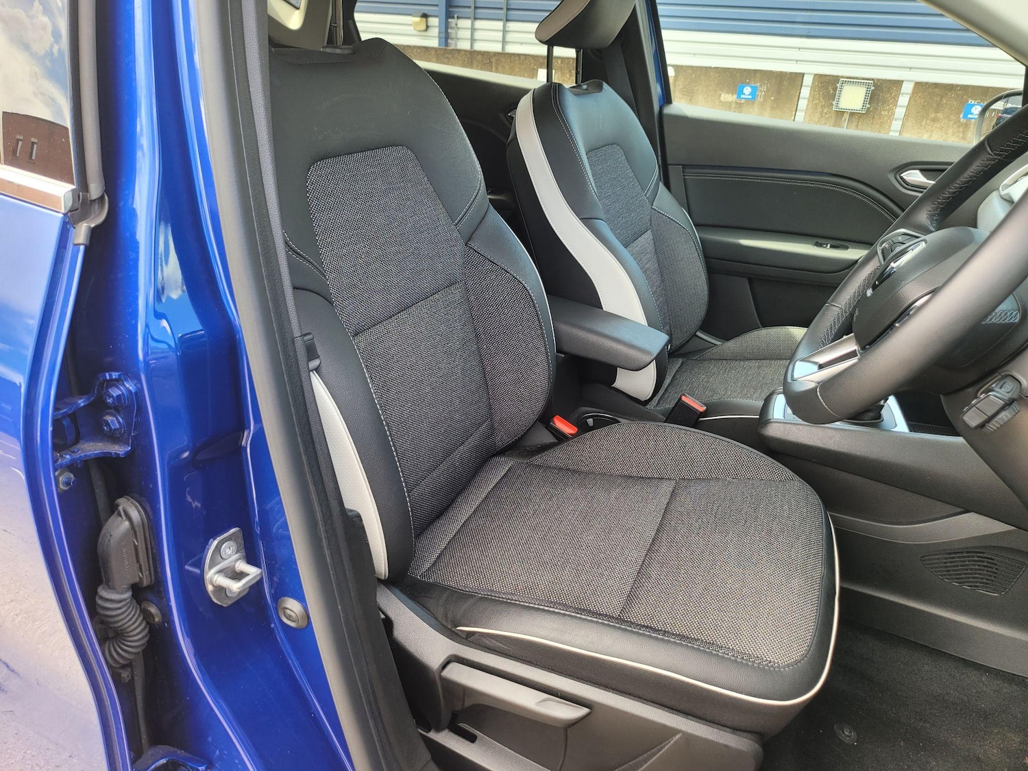 Used Renault Captur 2024 for sale - 77377654: Photo 13