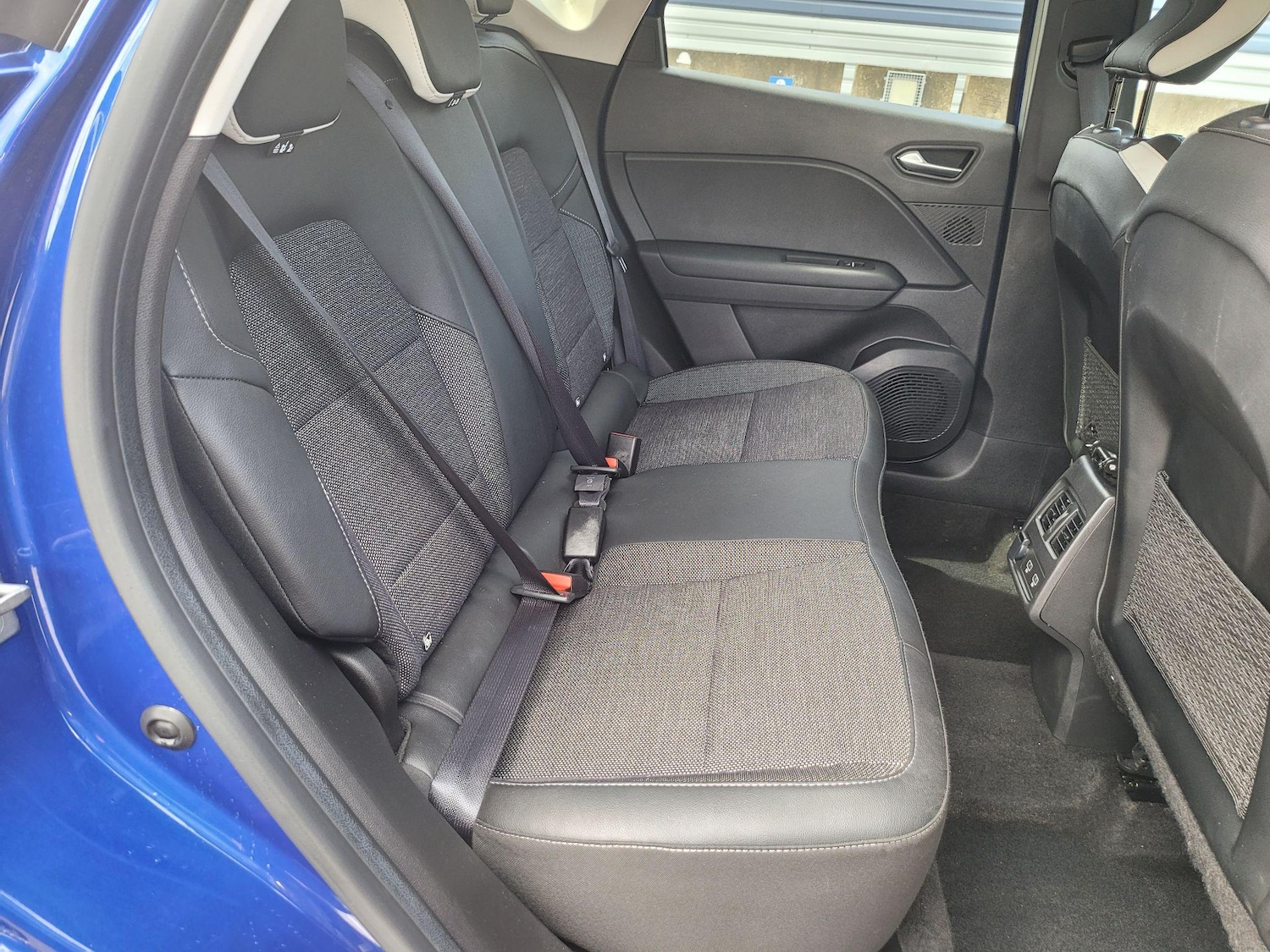 Used Renault Captur 2024 for sale - 77377654: Photo 14