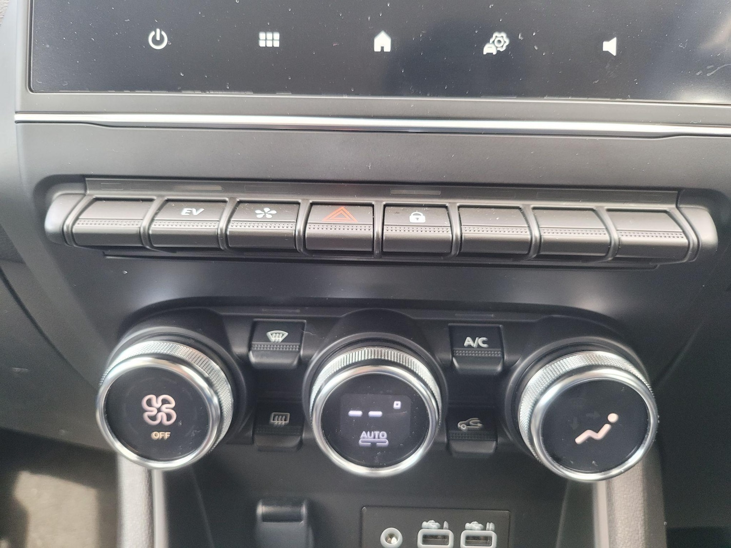 Used Renault Captur 2024 for sale - 77377654: Photo 17