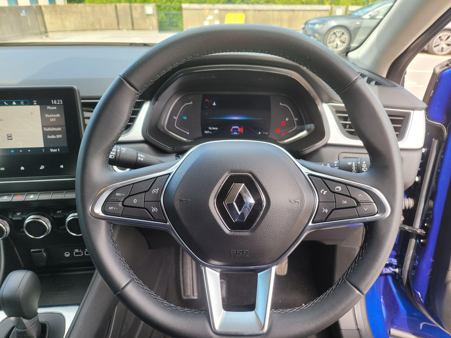 Used Renault Captur 2024 for sale - 77377654: Photo 35