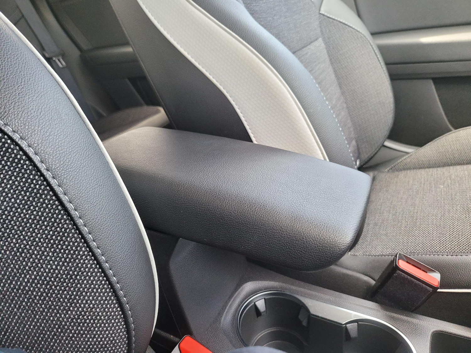 Used Renault Captur 2024 for sale - 77377654: Photo 37