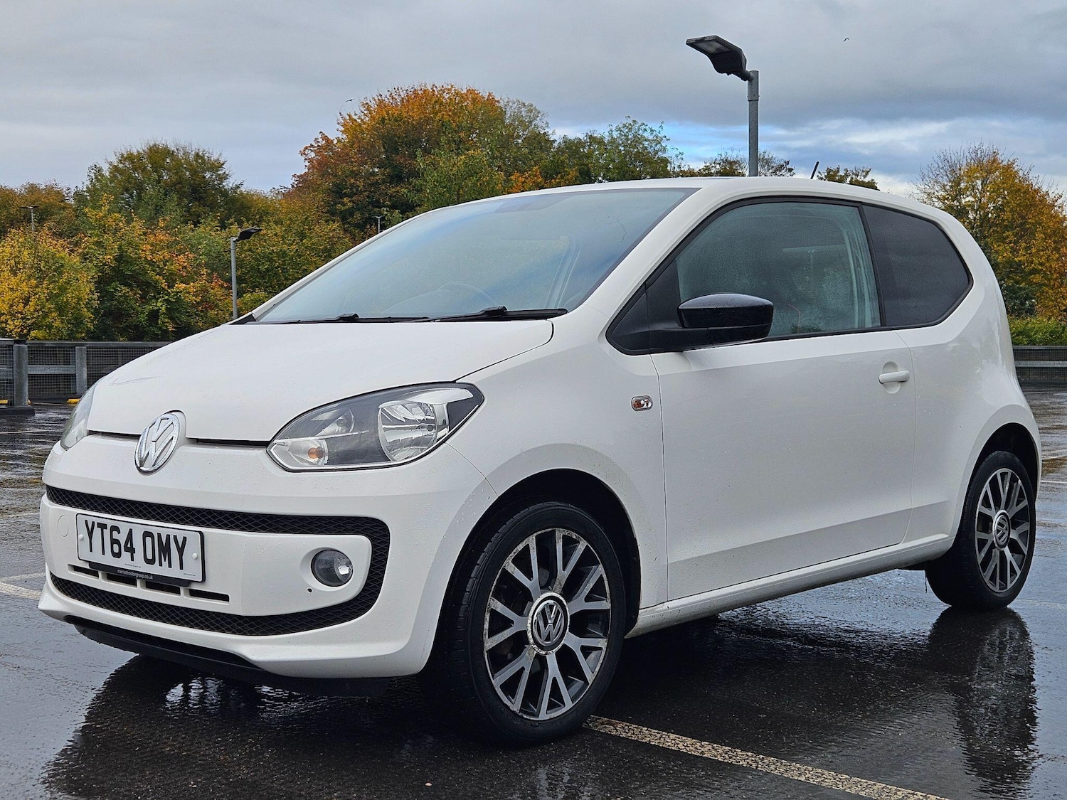 Used Volkswagen up! 2014 for sale - 77376653: Photo 3