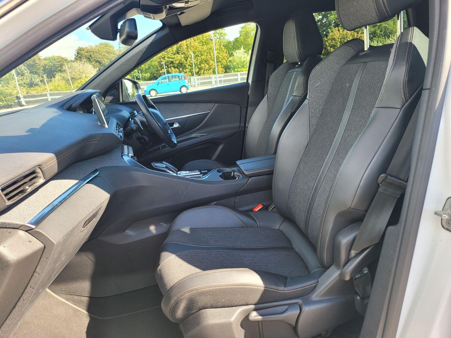 Used Peugeot 5008 2020 for sale - 77376395: Photo 39