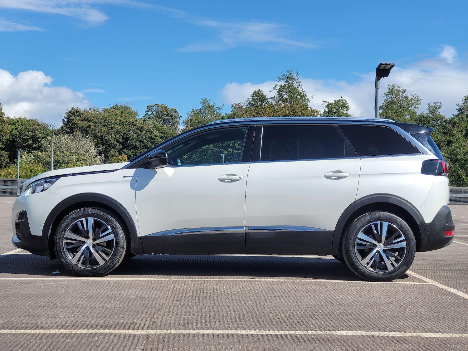 Used Peugeot 5008 2020 for sale - 77376395: Photo 5