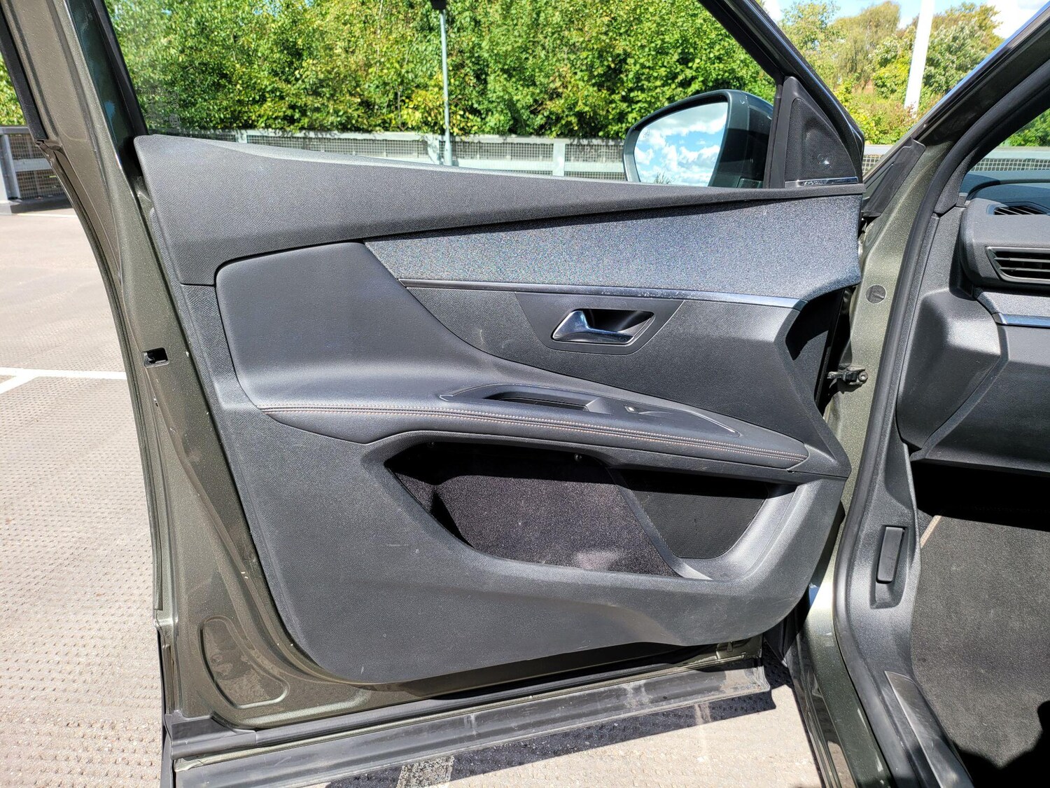 Used Peugeot 5008 2019 for sale - 77377657: Photo 37