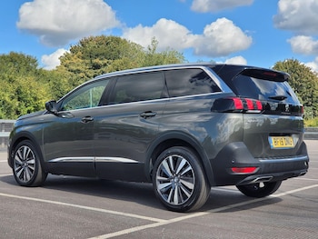 Used Peugeot 5008 2019 for sale - 77377657: Photo