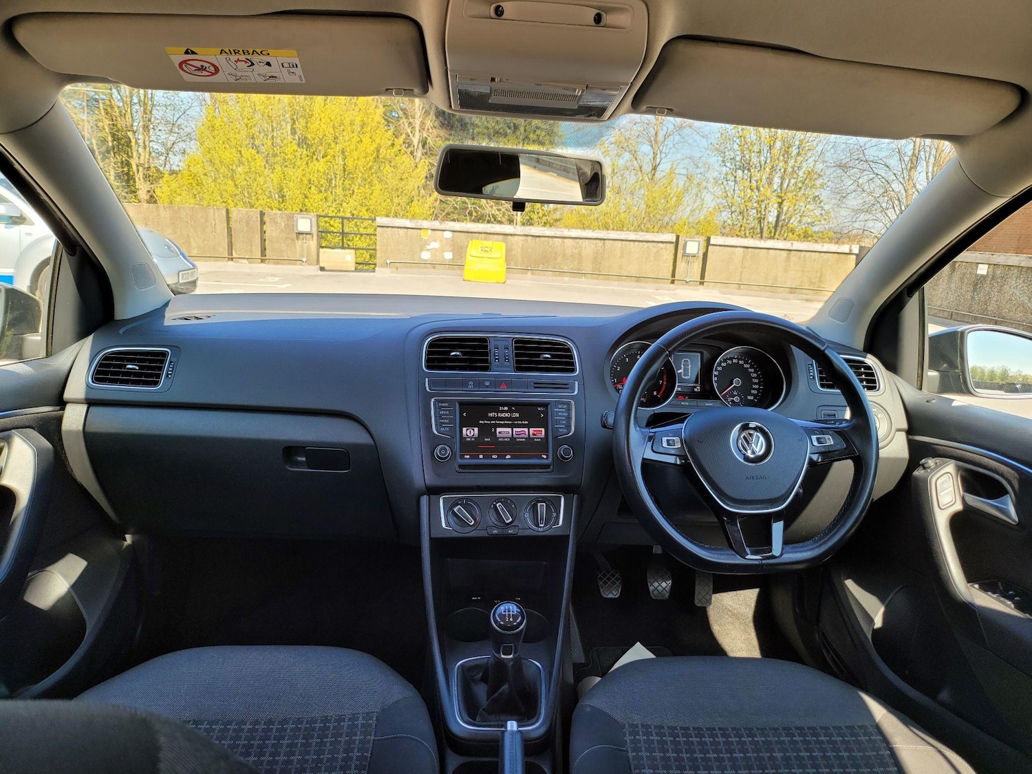 Used Volkswagen Polo 2015 for sale - 77377686: Photo 11