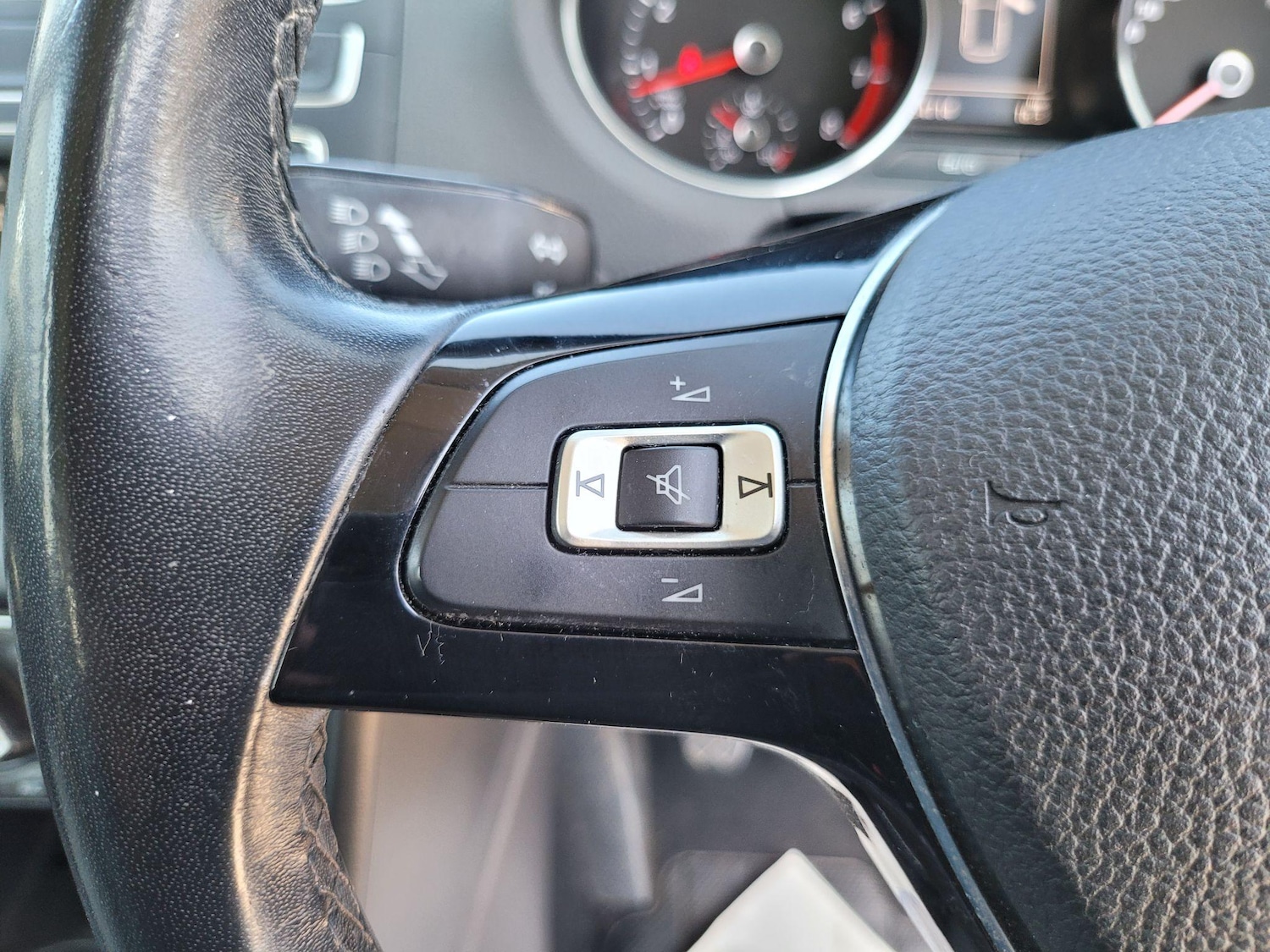 Used Volkswagen Polo 2015 for sale - 77377686: Photo 17