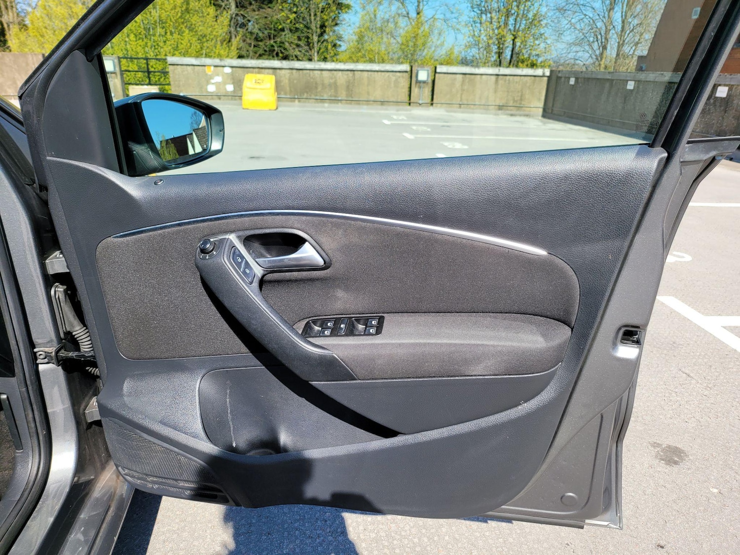 Used Volkswagen Polo 2015 for sale - 77377686: Photo 21