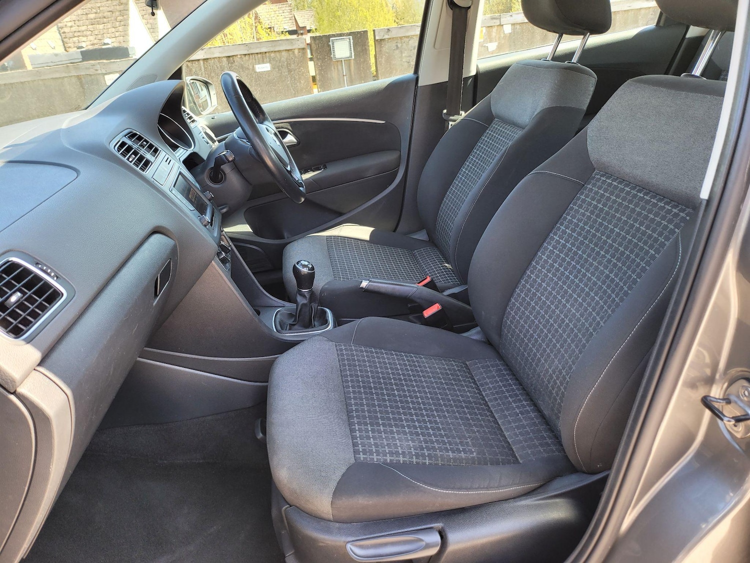 Used Volkswagen Polo 2015 for sale - 77377686: Photo 32