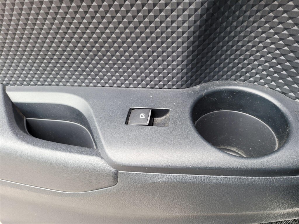 Used Toyota C-HR 2018 for sale - 77364381: Photo 25