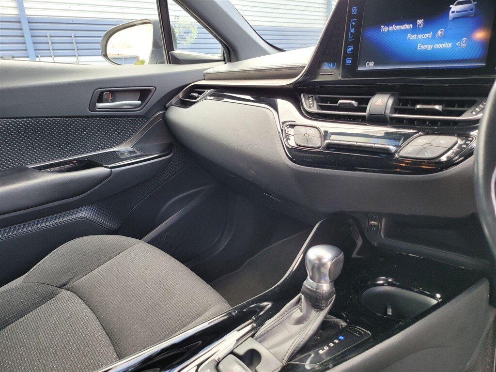 Used Toyota C-HR 2018 for sale - 77364381: Photo 51