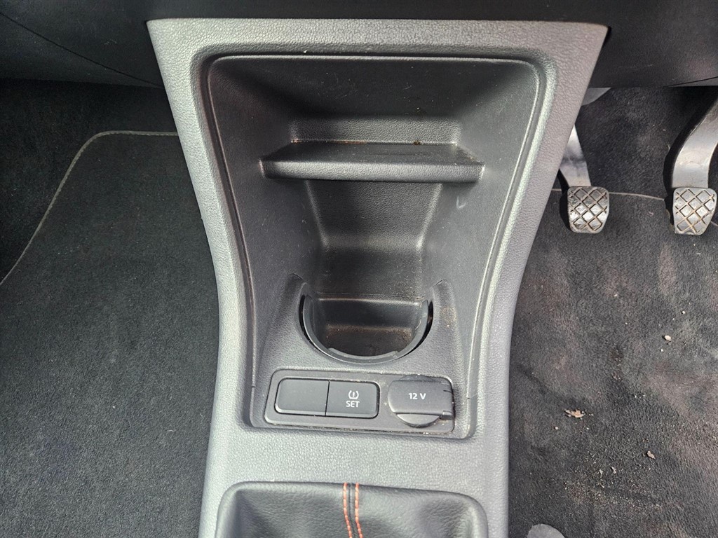 Used Volkswagen up! 2014 for sale - 77364387: Photo 10