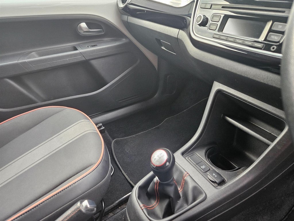 Used Volkswagen up! 2014 for sale - 77364387: Photo 9