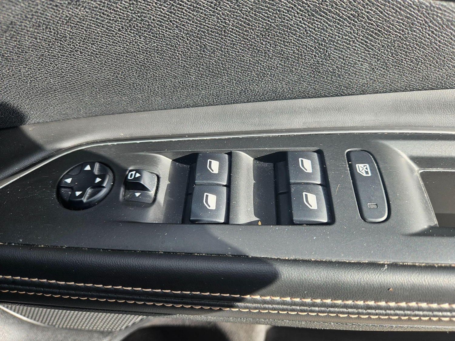 Used Peugeot 5008 2018 for sale - 77376296: Photo 26