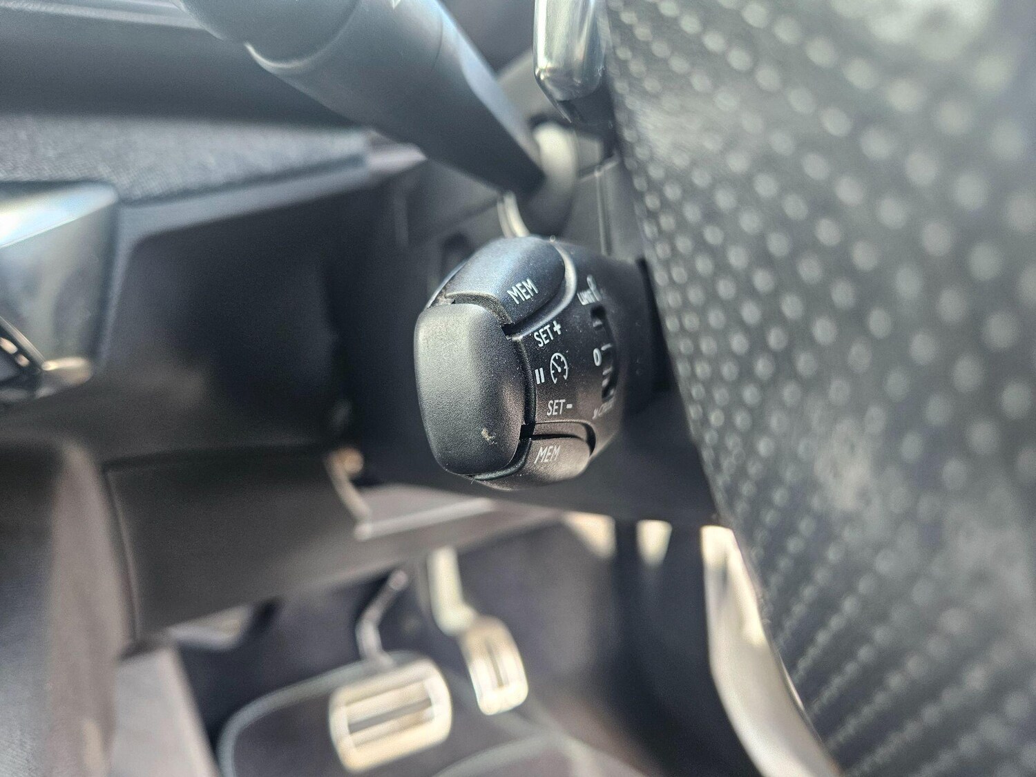 Used Peugeot 5008 2018 for sale - 77376296: Photo 48