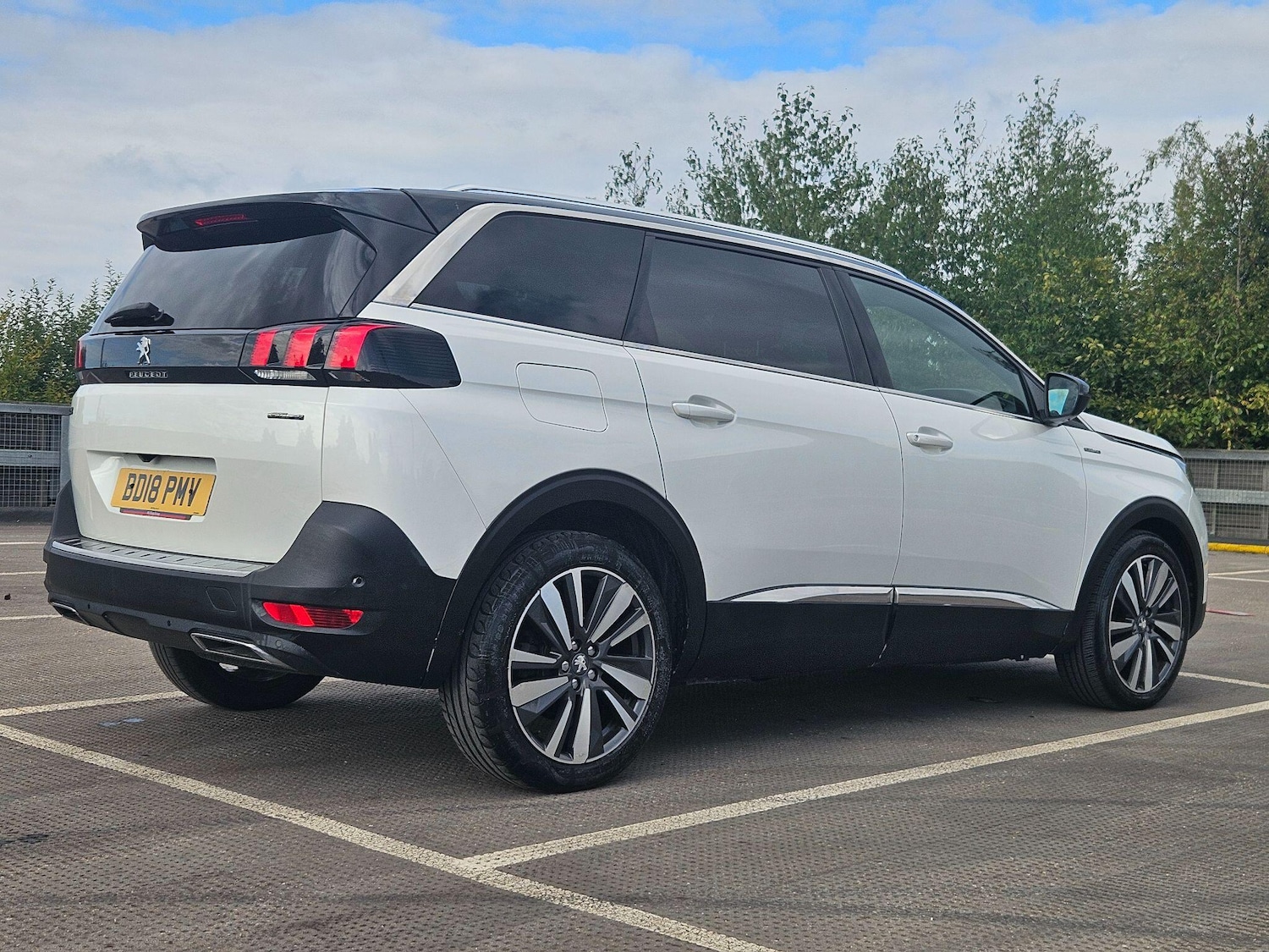Used Peugeot 5008 2018 for sale - 77376296: Photo 8
