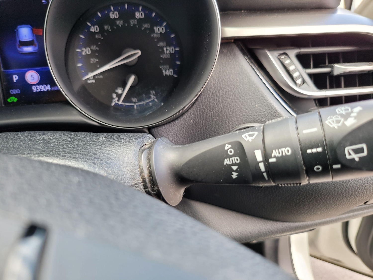 Used Toyota C-HR 2018 for sale - 77377660: Photo 22