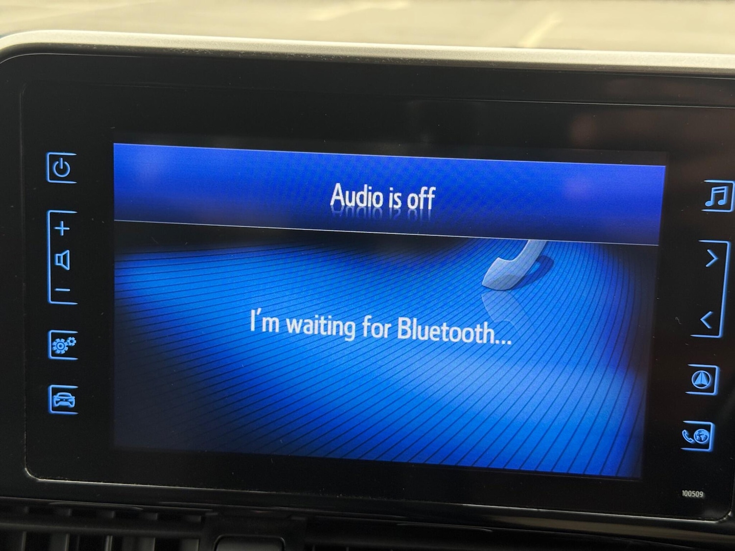 Used Toyota C-HR 2018 for sale - 77377660: Photo 41